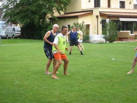 Fussball 010.jpg   31kb   26.03.2021 22:31:11
